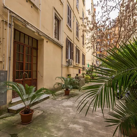 Vatican Miracle Lägenhet